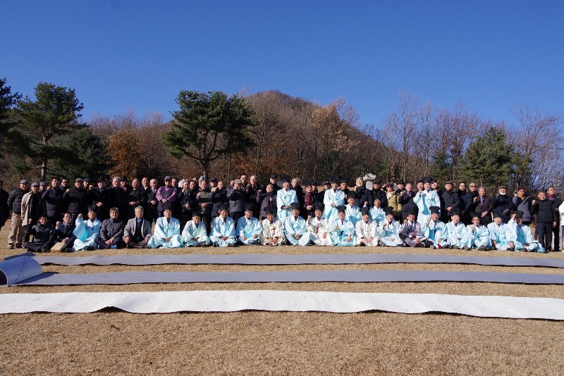 4.단체사진.JPG